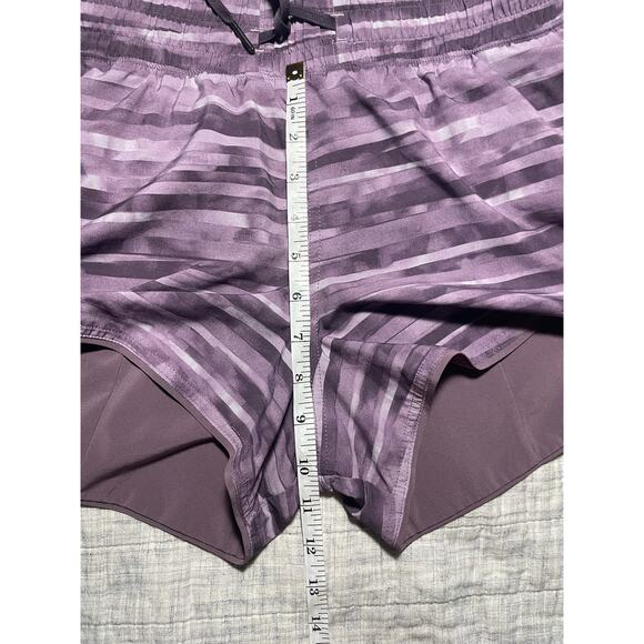 Lululemon Choose a Side Shorts Womens Size 8 Reversible Purple Athletic Run - Picture 6 of 10